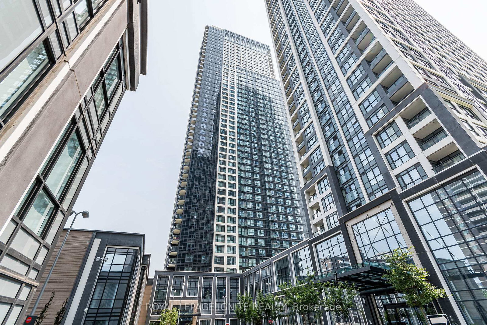 5-mabelle-avenue-etobicoke-ontario-w12060480