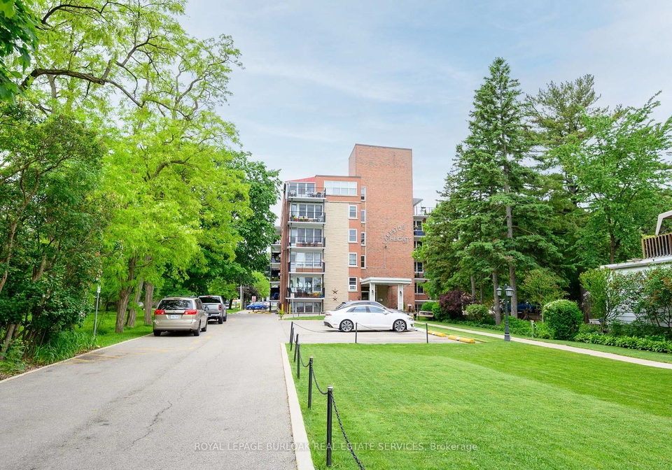 1377-lakeshore-road-burlington-ontario-w12061675