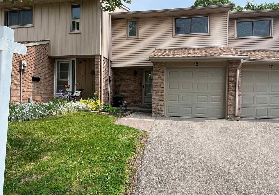 1522-lancaster-drive-oakville-ontario-w12064808