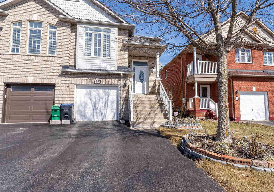 37-newark-way-brampton-ontario-w12066656