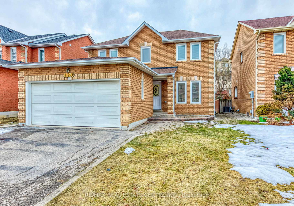 1320-sherwood-mills-boulevard-mississauga-ontario-w12067159