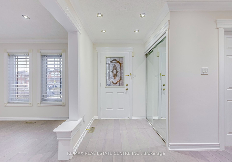1320-sherwood-mills-boulevard-mississauga-ontario-w12067159