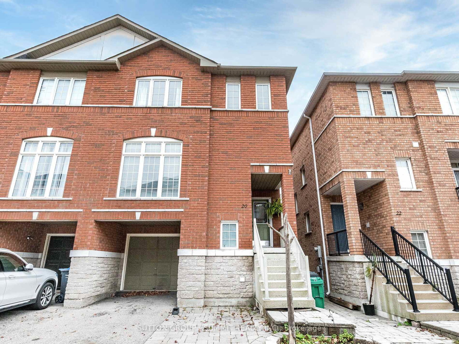 7155-magistrate-terrace-mississauga-ontario-w12067356