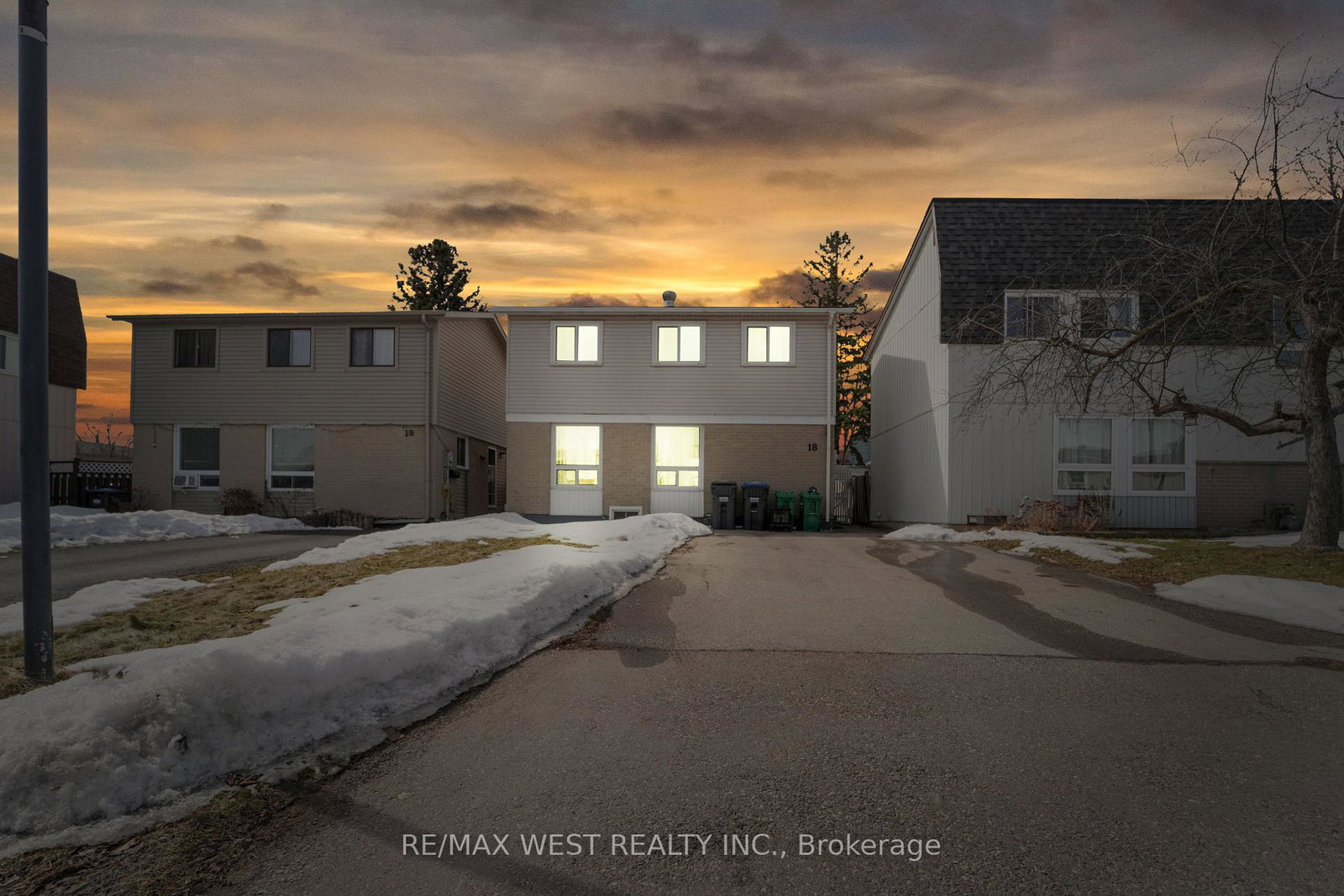 18-jasmine-square-brampton-ontario-w12067670