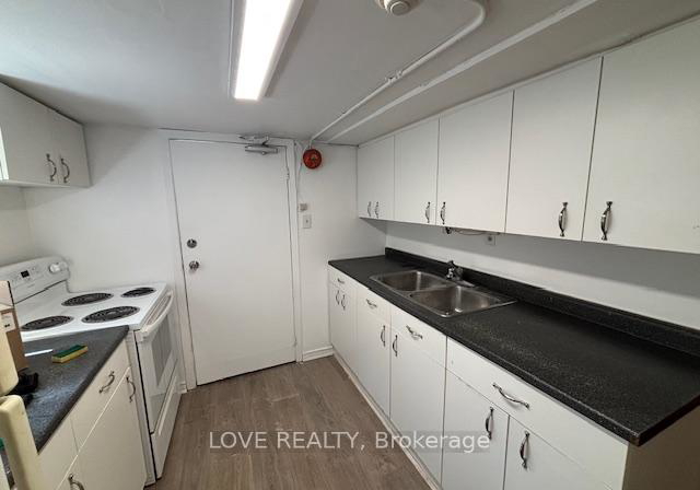 60-long-branch-avenue-etobicoke-ontario-w12068869