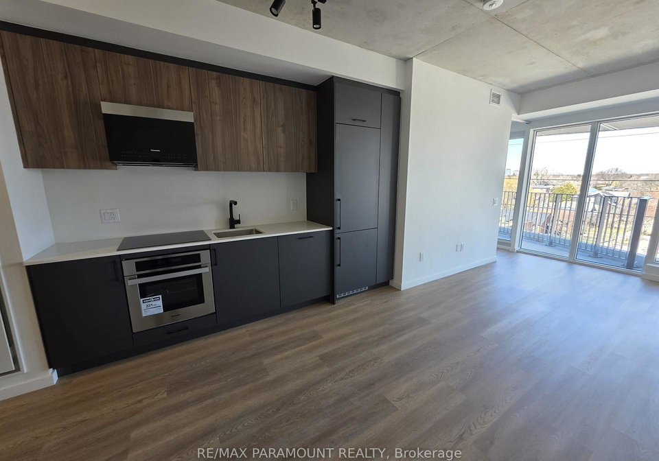 689-the-queensway-drive-etobicoke-ontario-w12071936