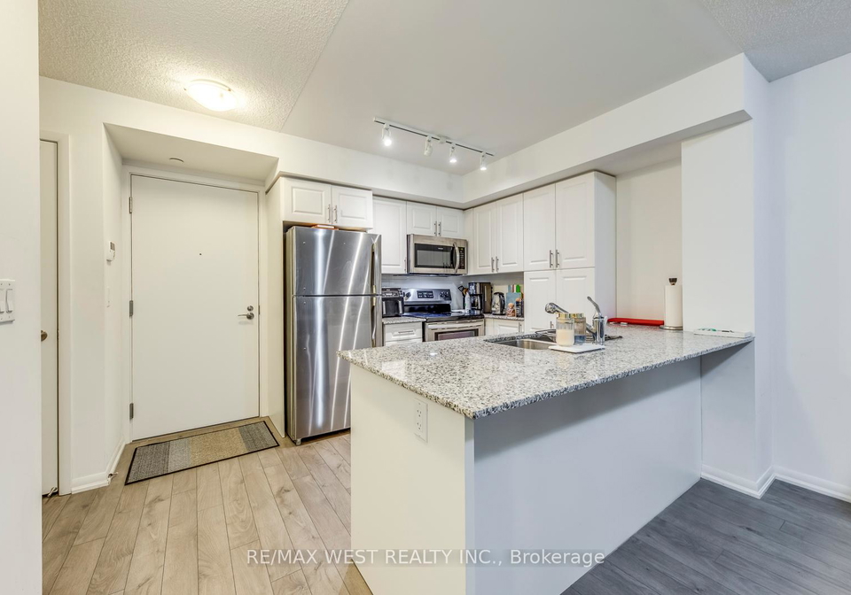 3091-dufferin-street-north-york-ontario-w12072385