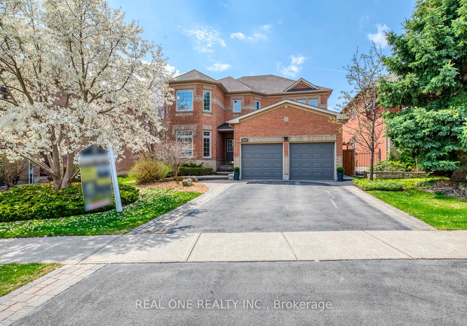 2020-joshuas-creek-drive-oakville-ontario-w12072624