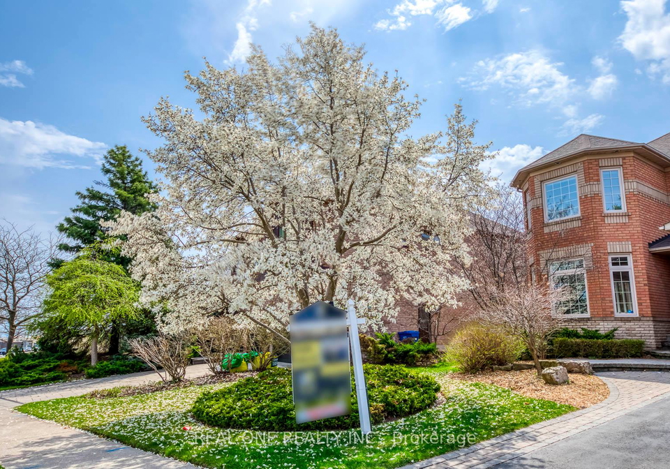 2020-joshuas-creek-drive-oakville-ontario-w12072624