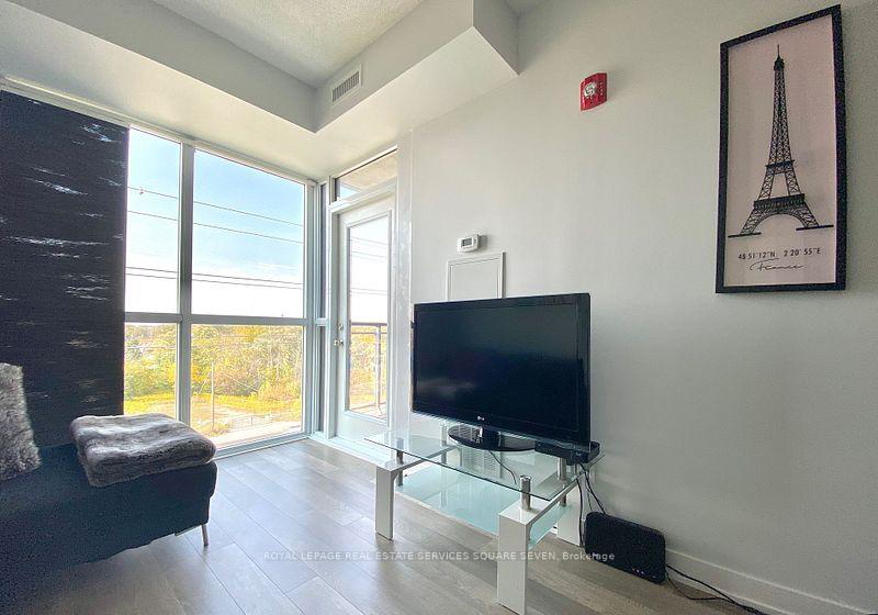 5240-dundas-street-n-burlington-ontario-w12074157