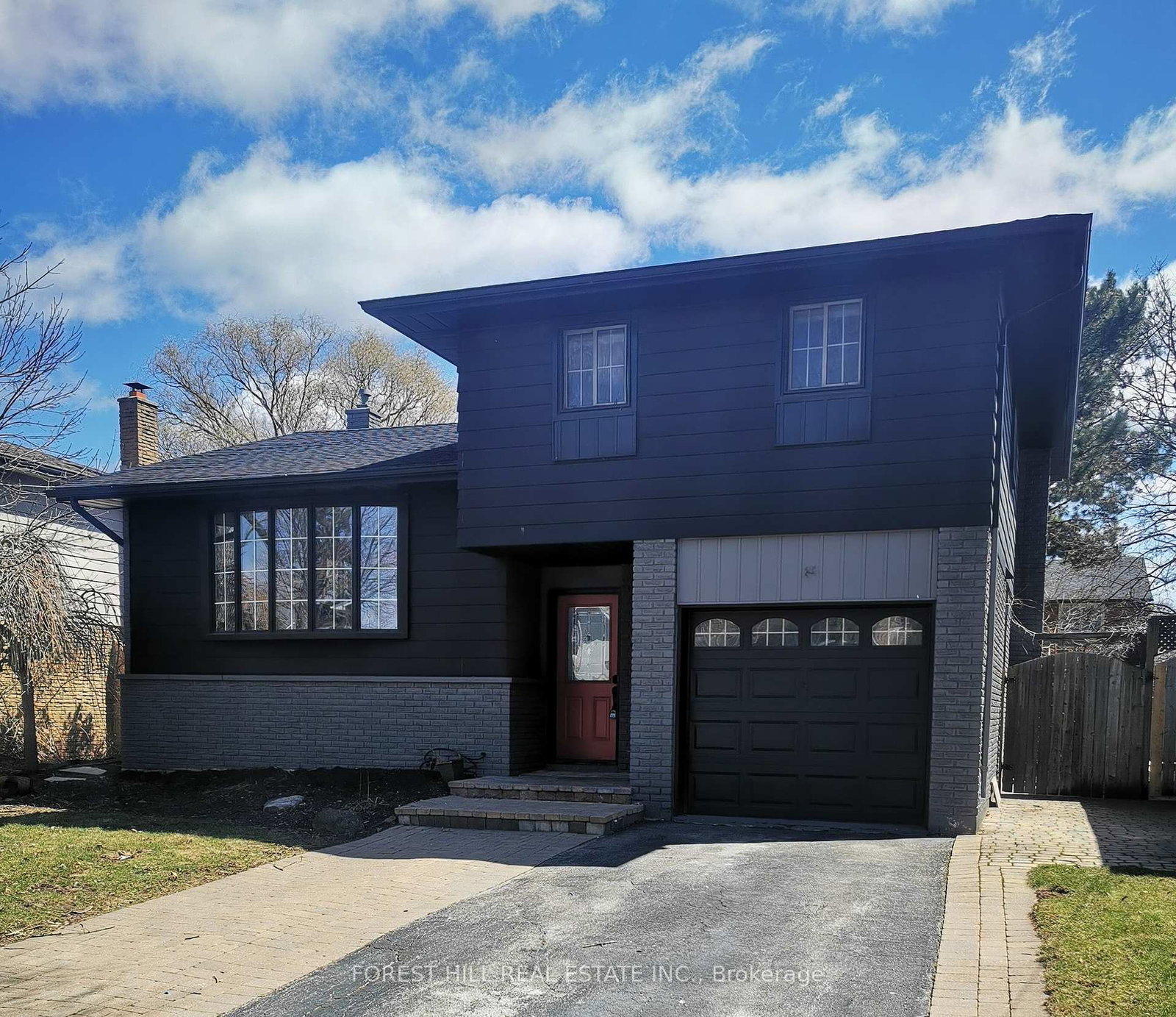 2322-wyandotte-drive-oakville-ontario-w12074275