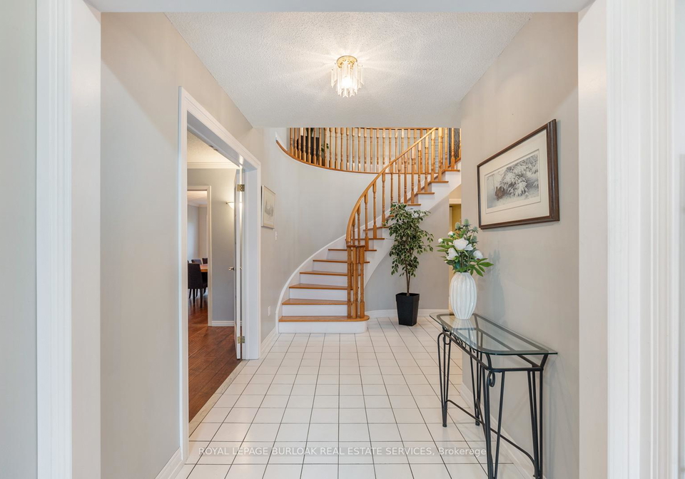 4456-idlewilde-crescent-mississauga-ontario-w12075029