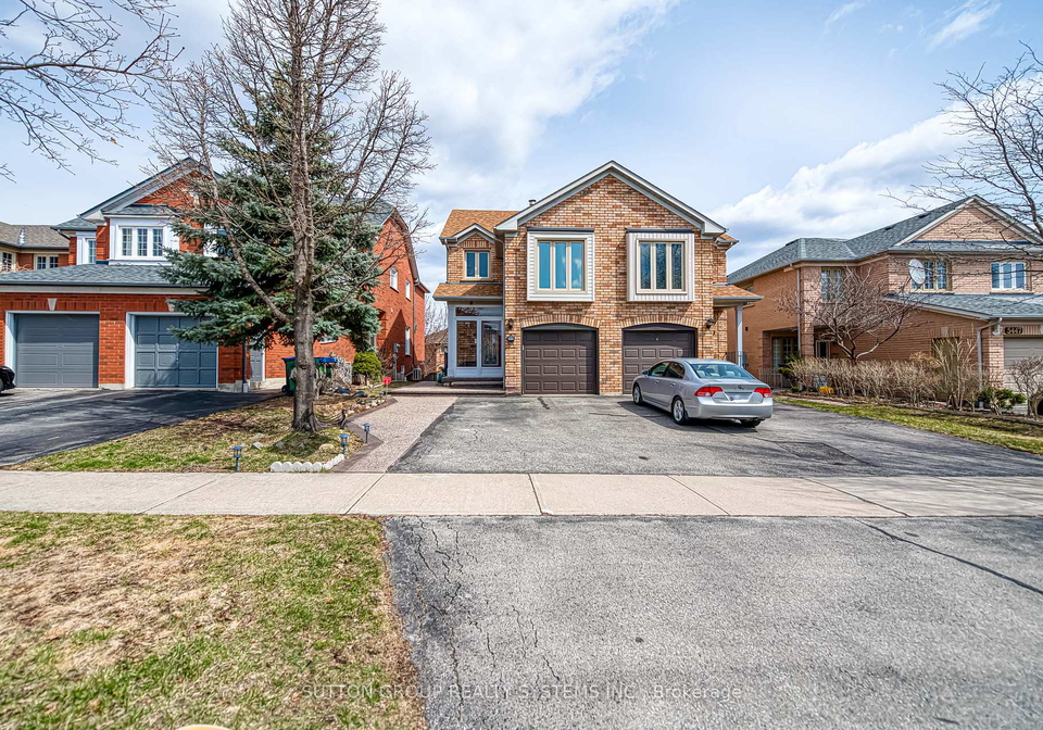 5453-palmerston-crescent-mississauga-ontario-w12078371