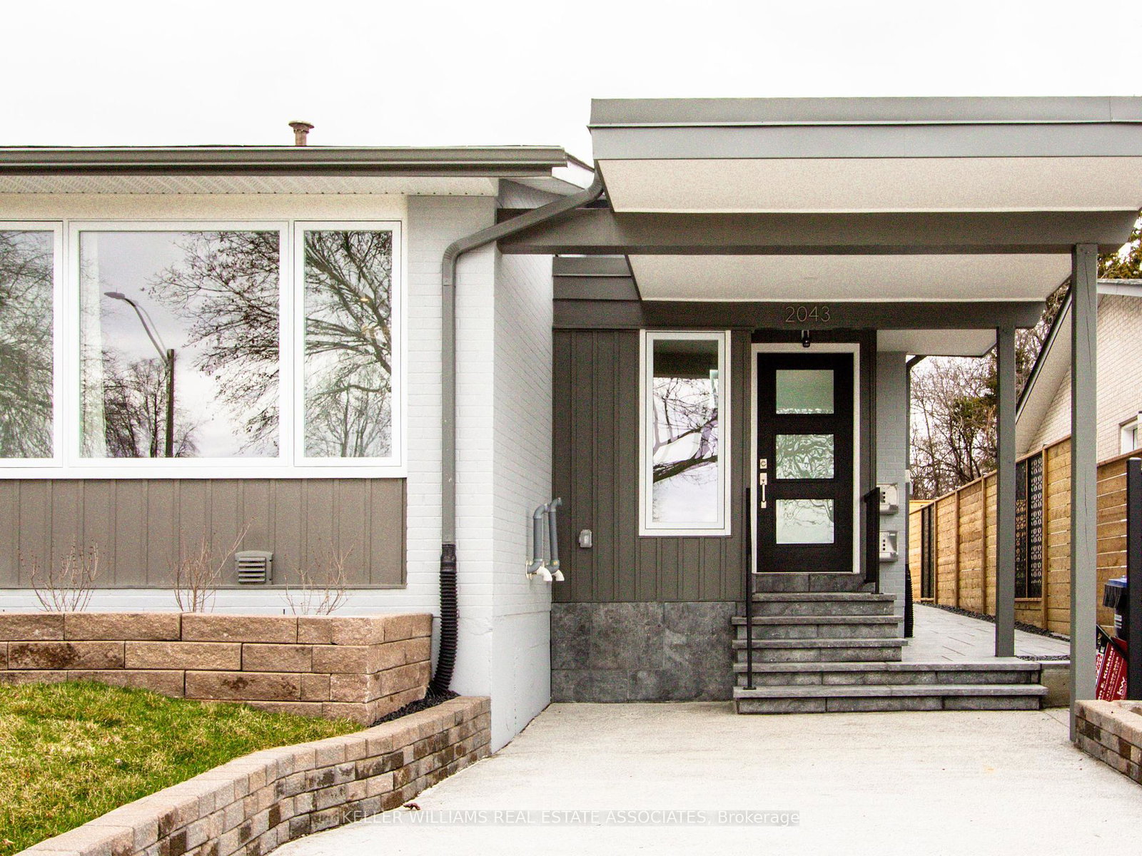 2043-fontwell-crescent-mississauga-ontario-w12080566
