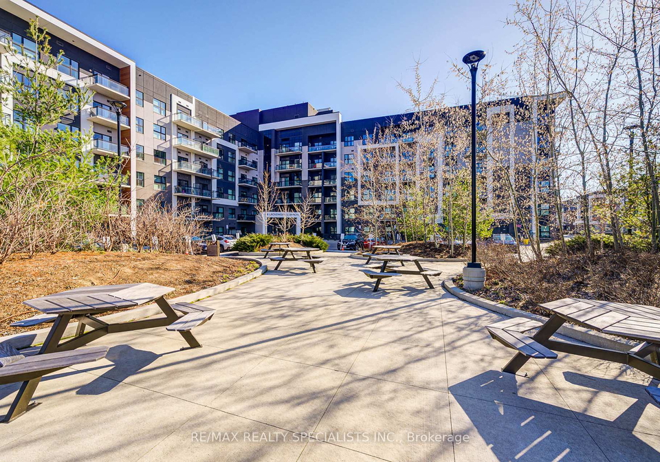 128-grovewood-common-oakville-ontario-w12080714