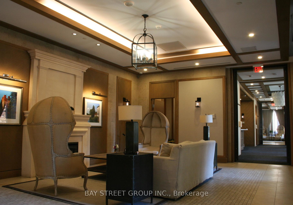 830-lawrence-avenue-w-north-york-ontario-w12080865