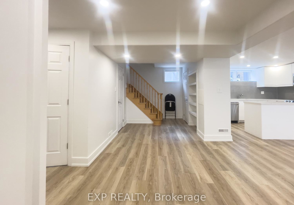 38-inverdon-road-etobicoke-ontario-w12081304