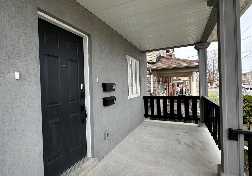 6-lapp-street-toronto-ontario-w12083708