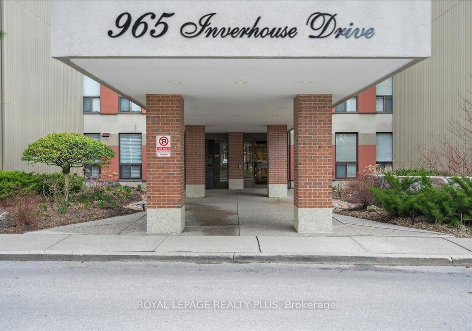 965-inverhouse-drive-mississauga-ontario-w12085836