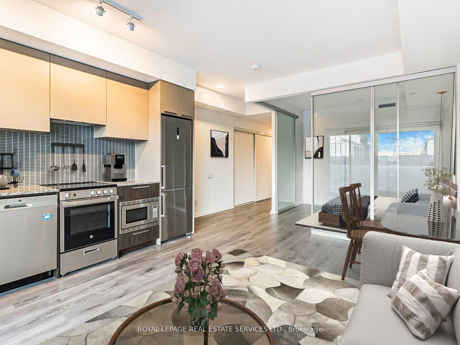 4208-dundas-street-w-etobicoke-ontario-w12086016