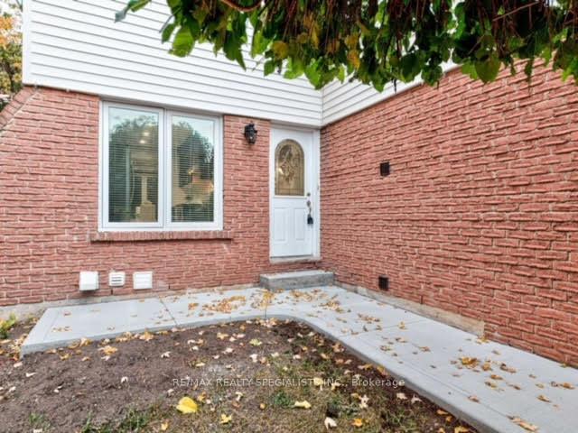 8-cowan-road-brampton-ontario-w12086648