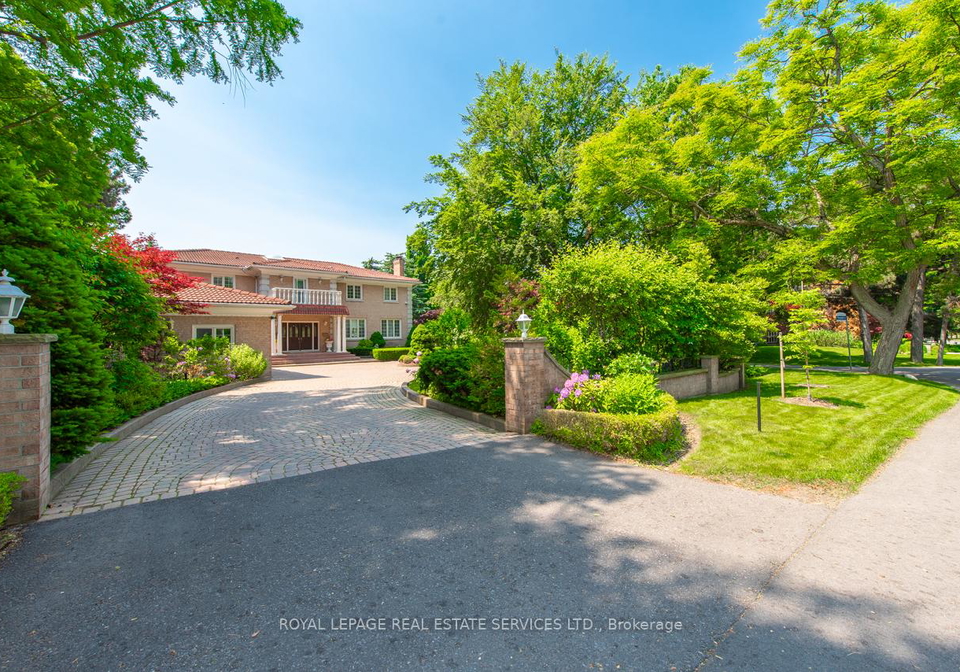 49-thorncrest-road-etobicoke-ontario-w12086932