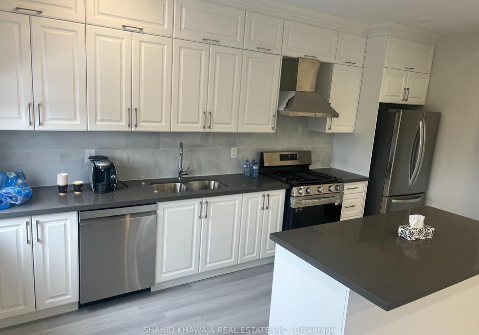 370-queen-street-mississauga-ontario-w12087086