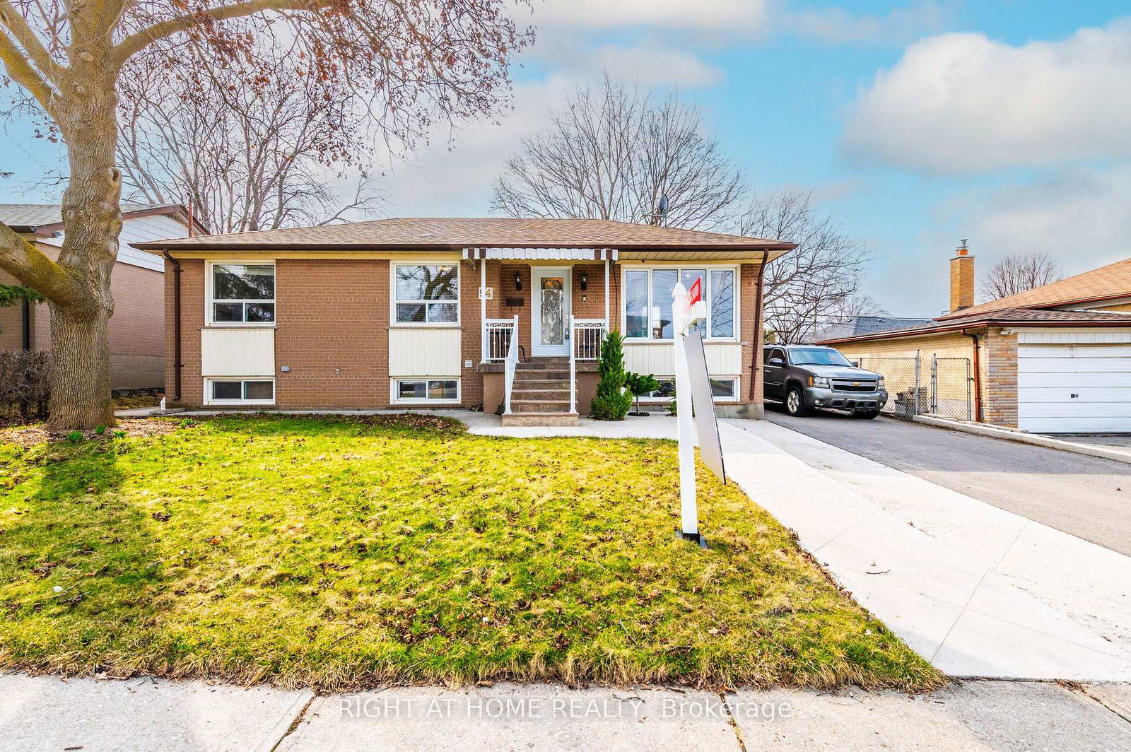 94-stavely-crescent-etobicoke-ontario-w12087862