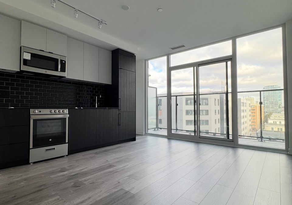 285-dufferin-street-toronto-ontario-w12089230