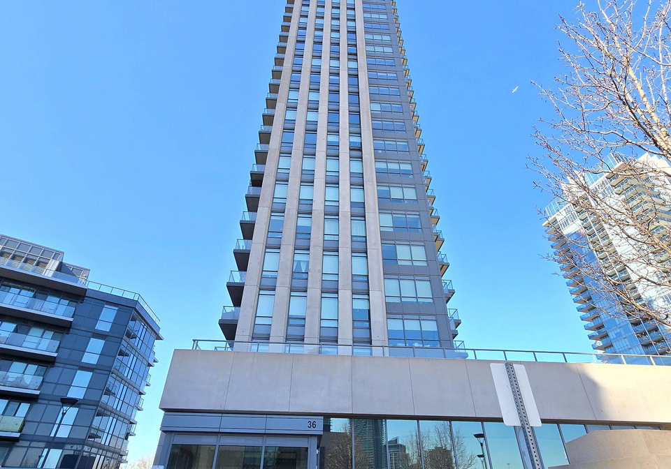 36-park-lawn-road-etobicoke-ontario-w12090360