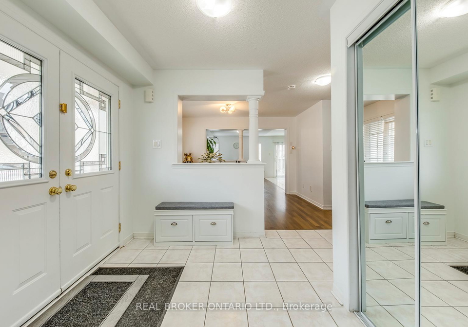 7-gifford-gate-brampton-ontario-w12091199