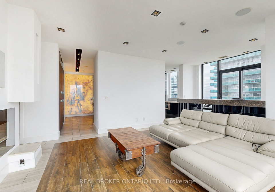 2121-lakeshore-boulevard-w-etobicoke-ontario-w12091765