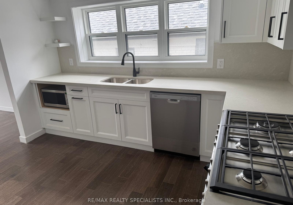 298-south-kingsway-toronto-ontario-w12093782
