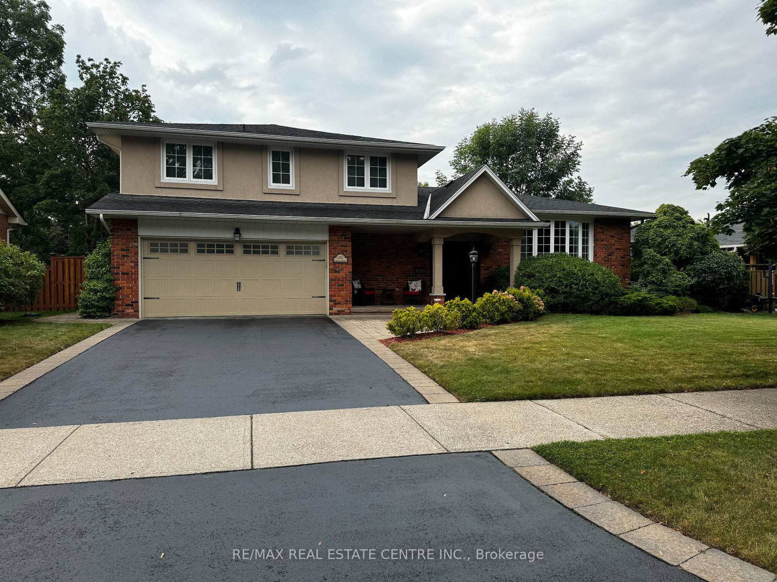 2162-devon-road-oakville-ontario-w12094130