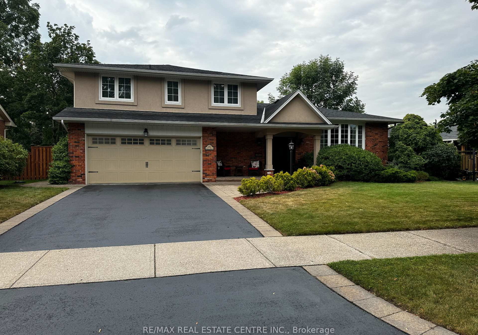 2162-devon-road-oakville-ontario-w12094130