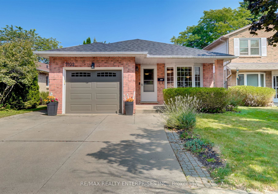 1102-stephenson-drive-burlington-ontario-w12097143