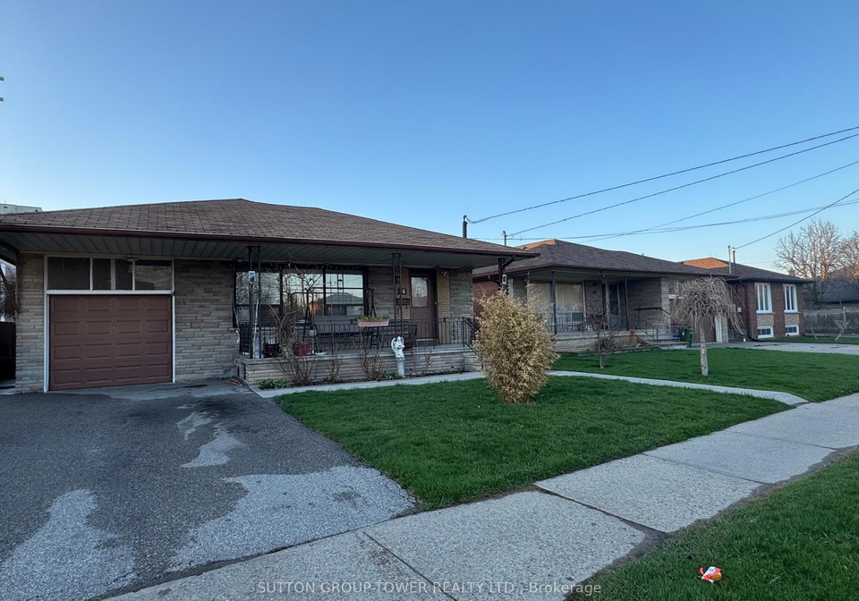 16-marshlynn-avenue-north-york-ontario-w12097435