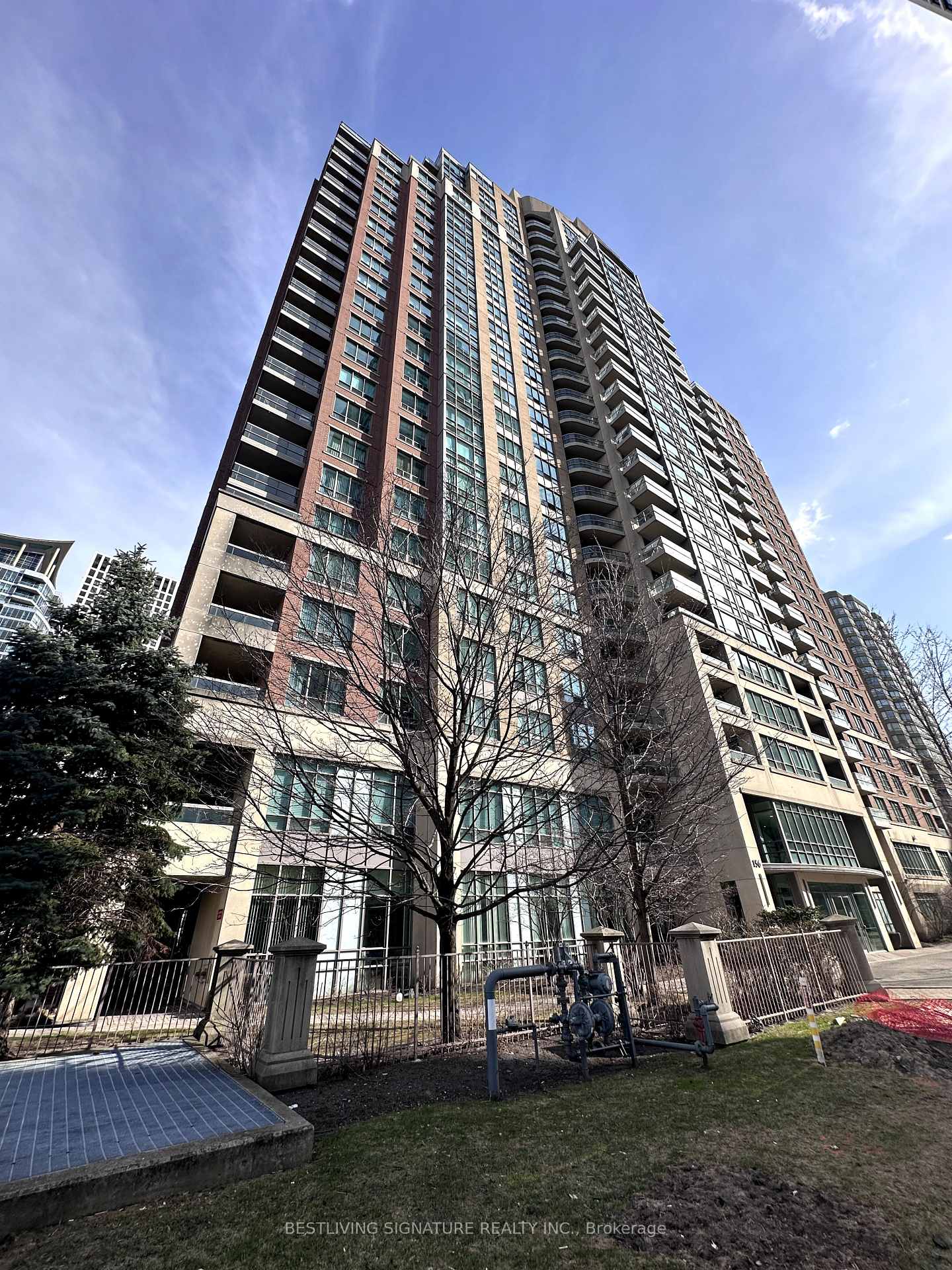 156-enfield-place-mississauga-ontario-w12099255