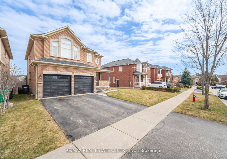 6525-western-skies-boulevard-mississauga-ontario-w12099508