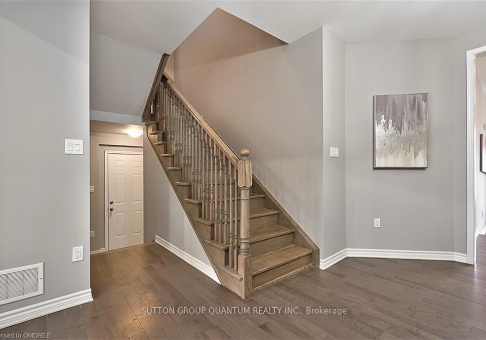 545-kennedy-circle-w-milton-ontario-w12099854