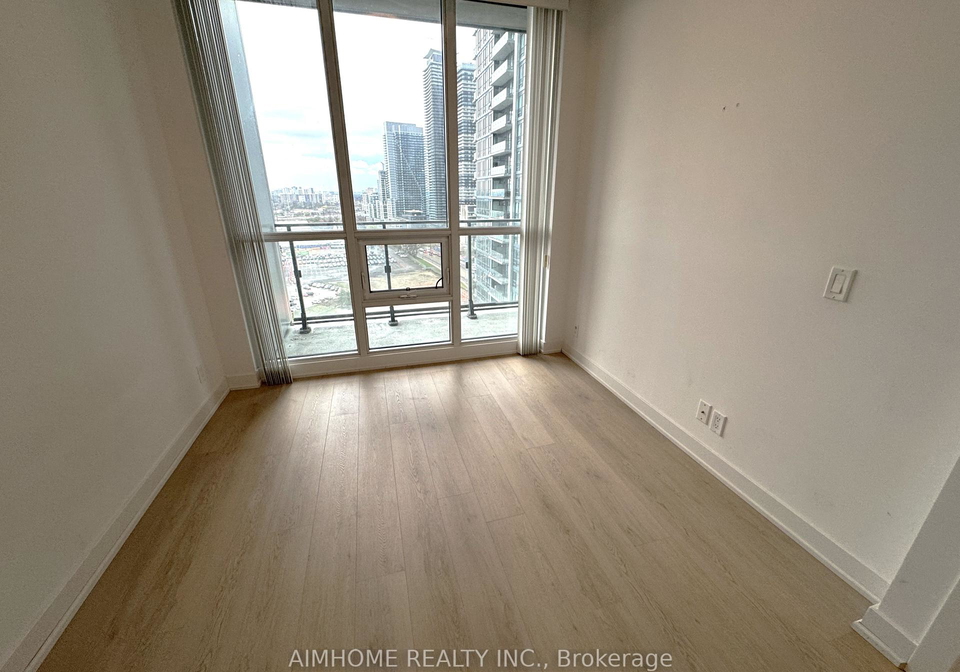 2212-lake-shore-boulevard-w-etobicoke-ontario-w12100226