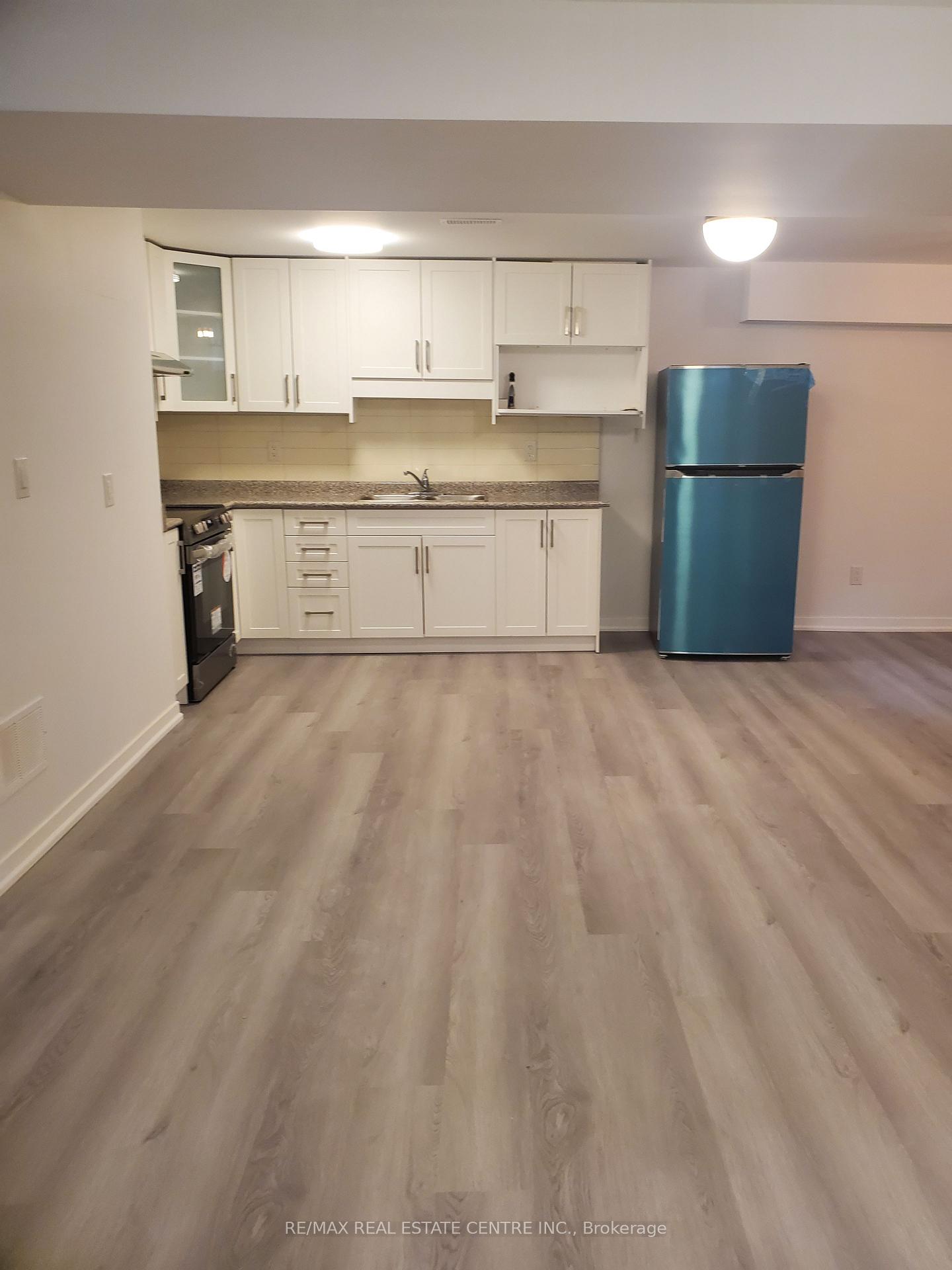 1118-lambton-drive-oakville-ontario-w12100943