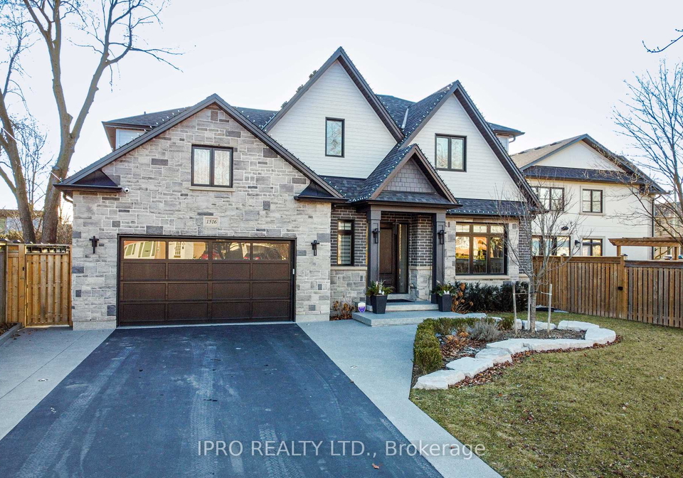1516-pembroke-drive-oakville-ontario-w12101494