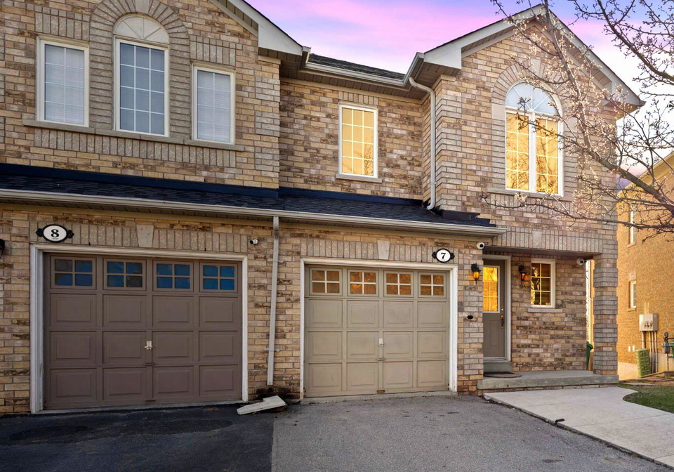 21-eastview-gate-brampton-ontario-w12102167