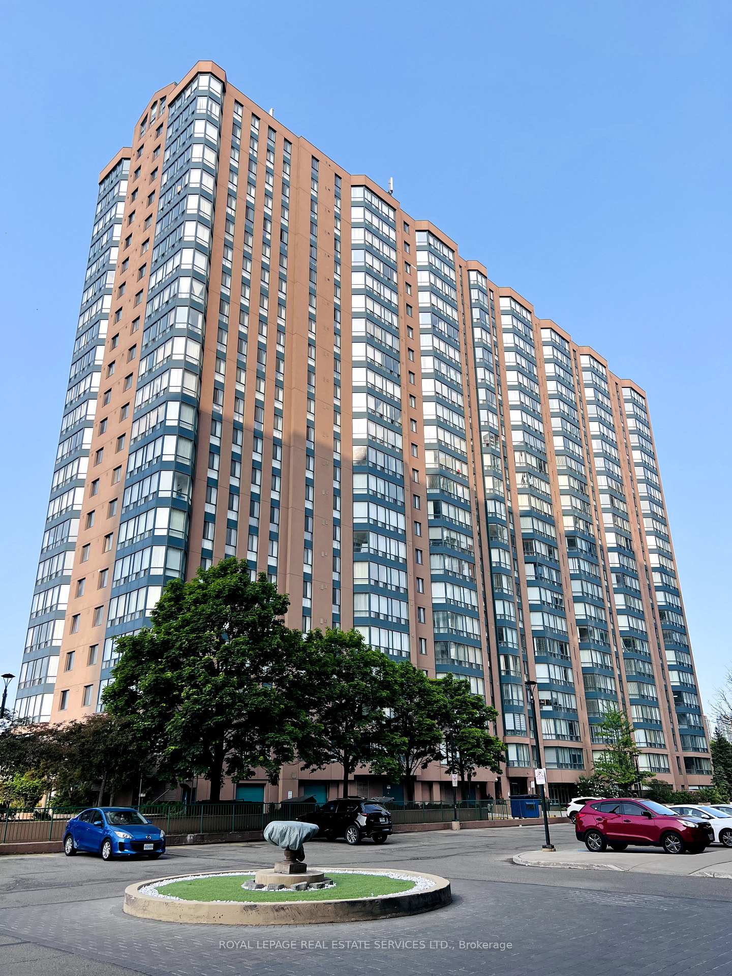 155-hillcrest-avenue-mississauga-ontario-w12103249