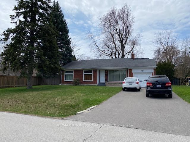 1564-marionville-drive-mississauga-ontario-w12104650