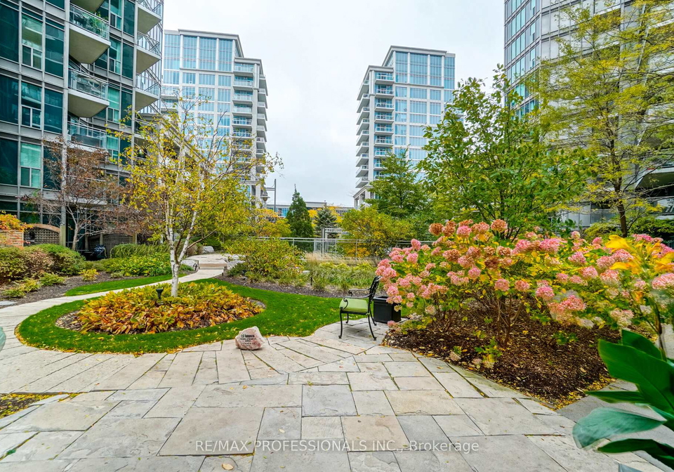 2121-lake-shore-boulevard-w-etobicoke-ontario-w12106279