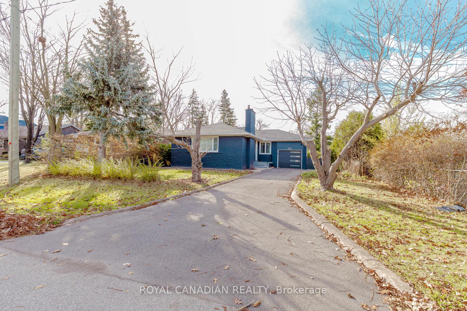 334-burton-road-oakville-ontario-w12106367