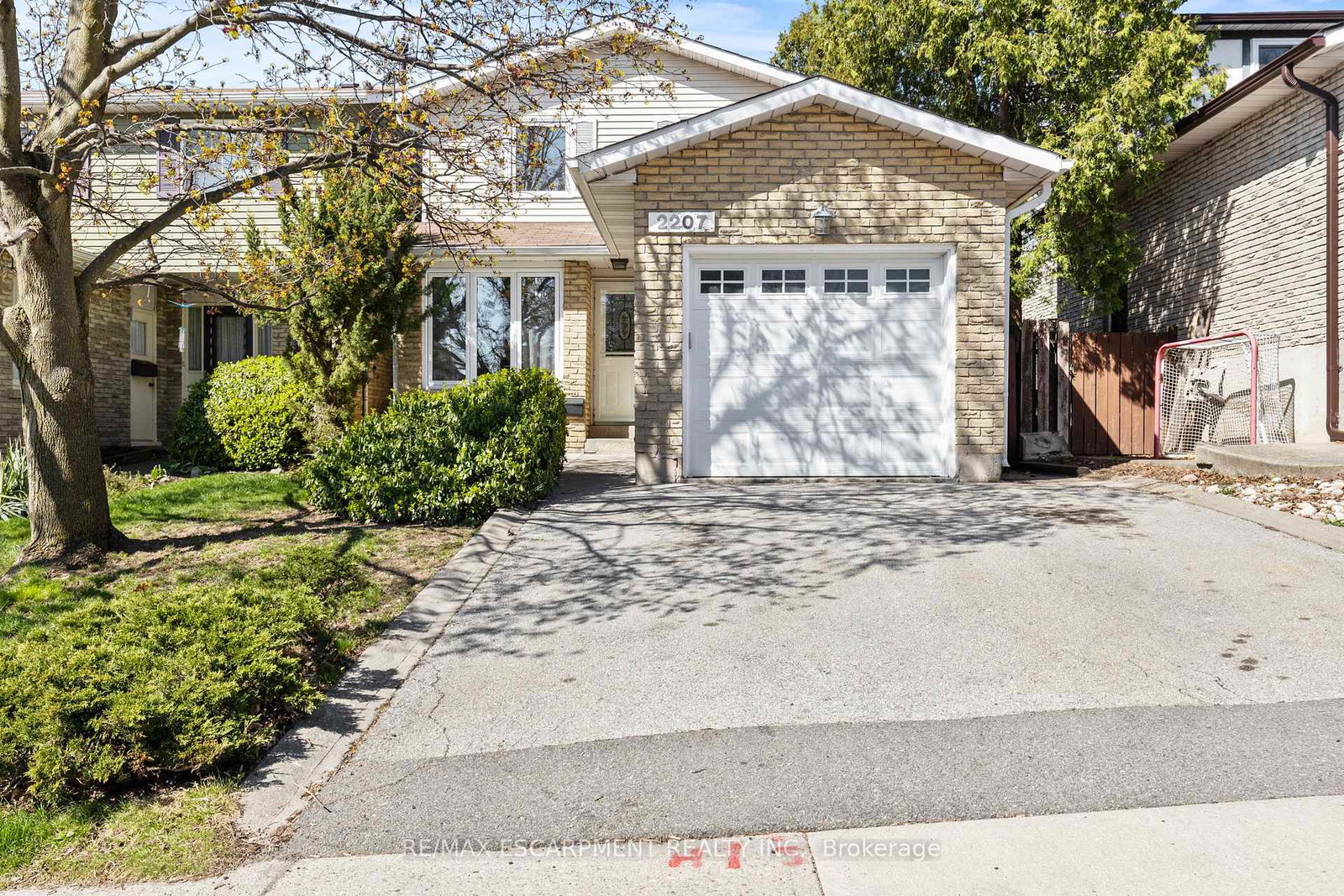 2207-middlesmoor-crescent-burlington-ontario-w12109822