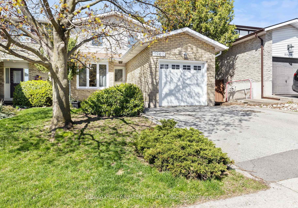 2207-middlesmoor-crescent-burlington-ontario-w12109822